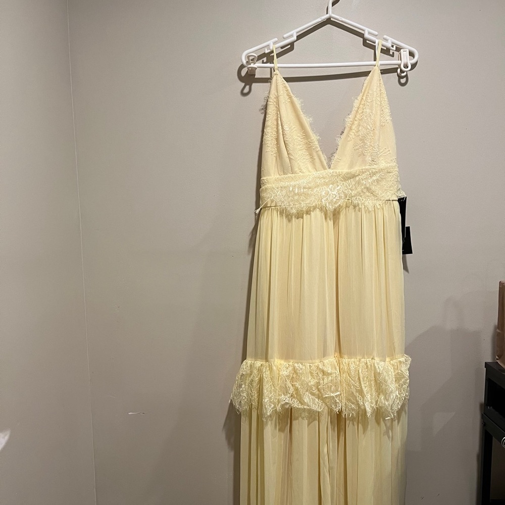 Yellow dress